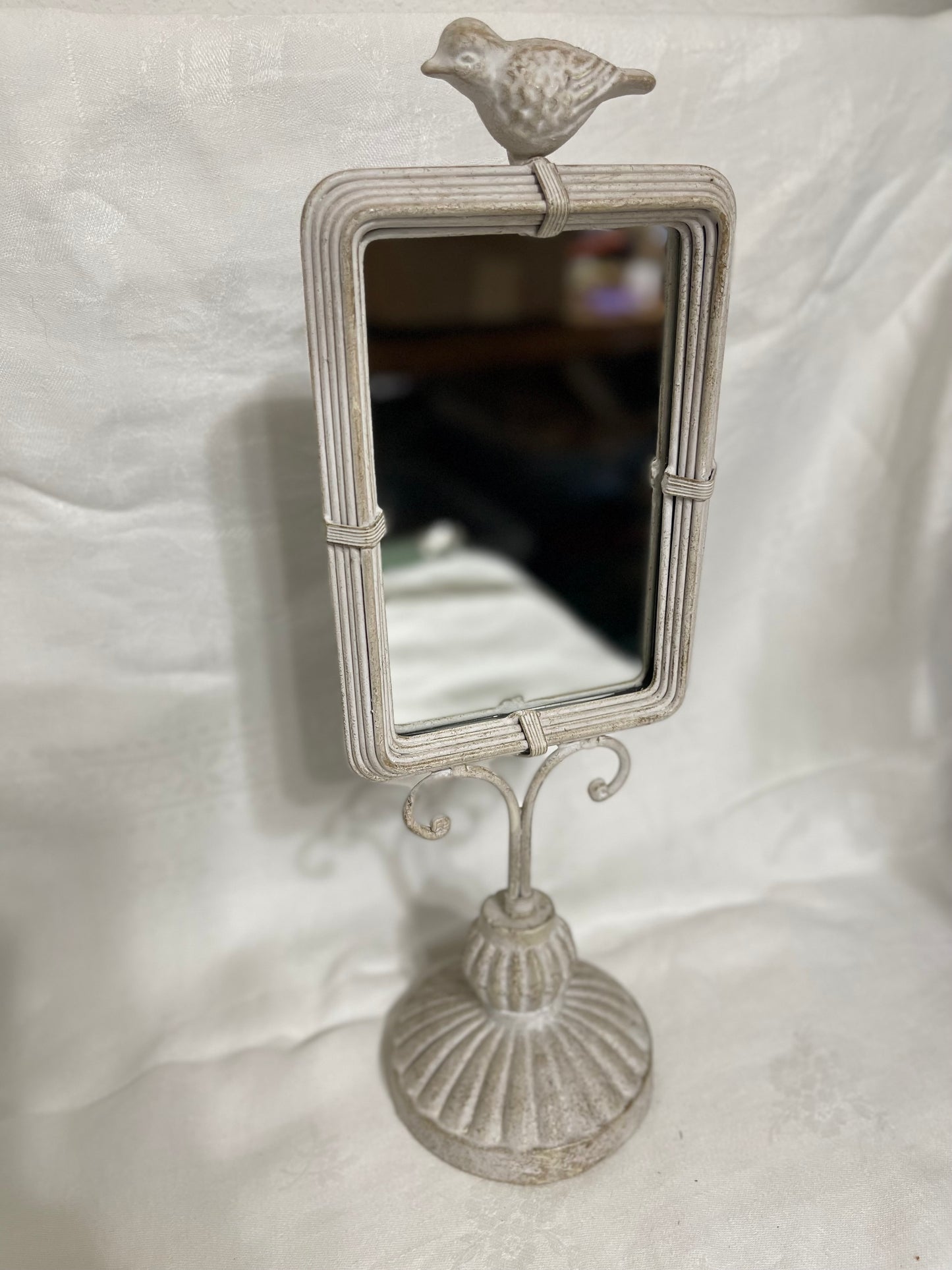 Vintage Style Table Top Mirror