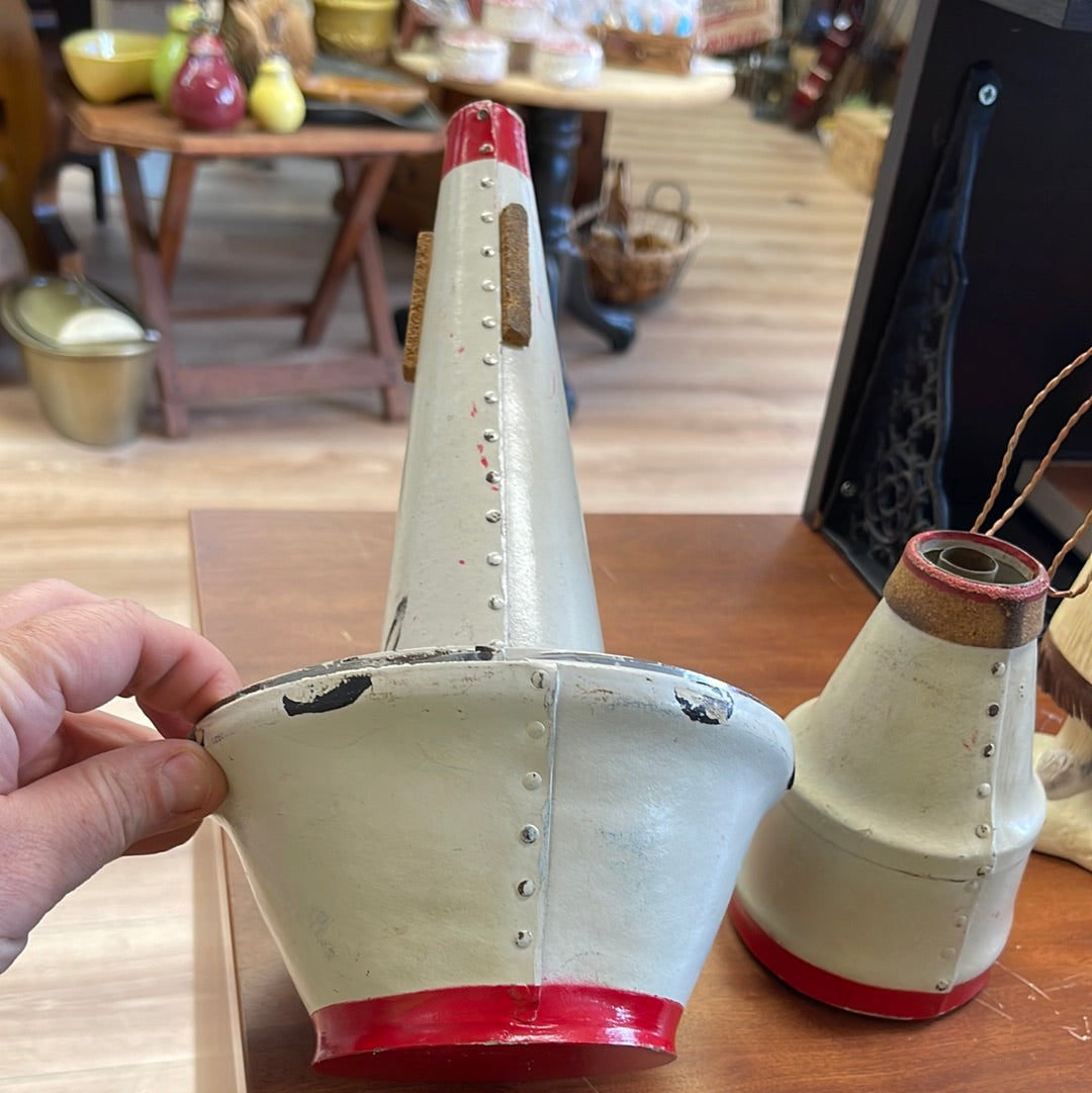 Vintage Humes and Berg horn mute and Wa Wah Du All