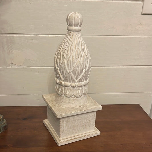 Decorative wooden carved finial