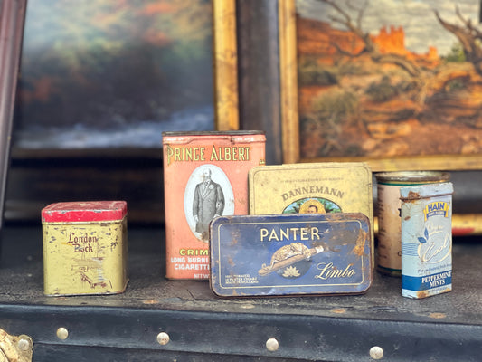 Vintage tins set of 6