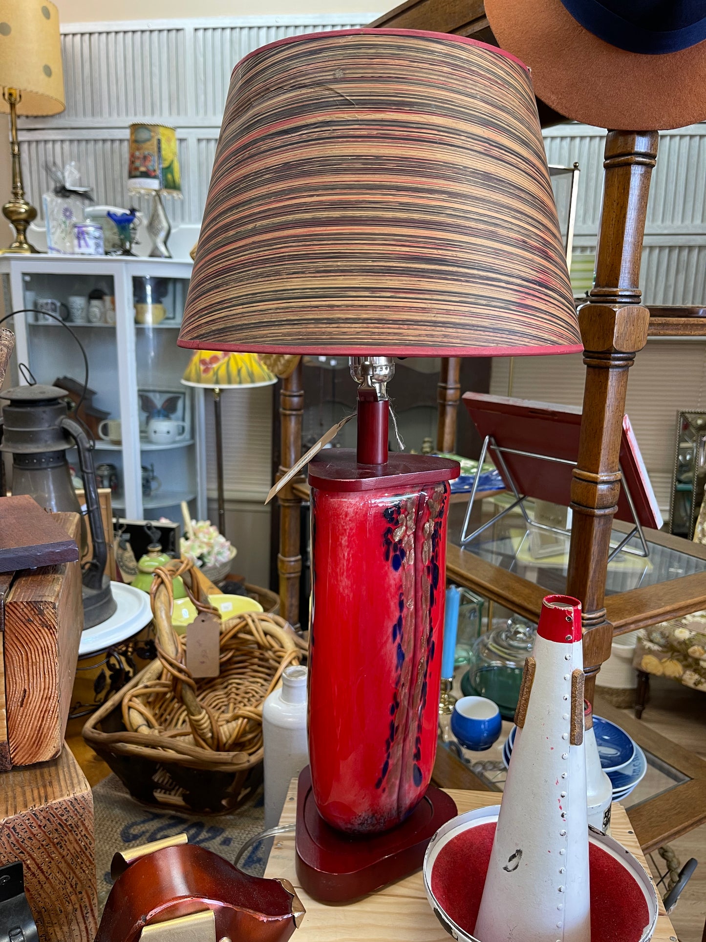 Art glass lamp with vintage lampshade